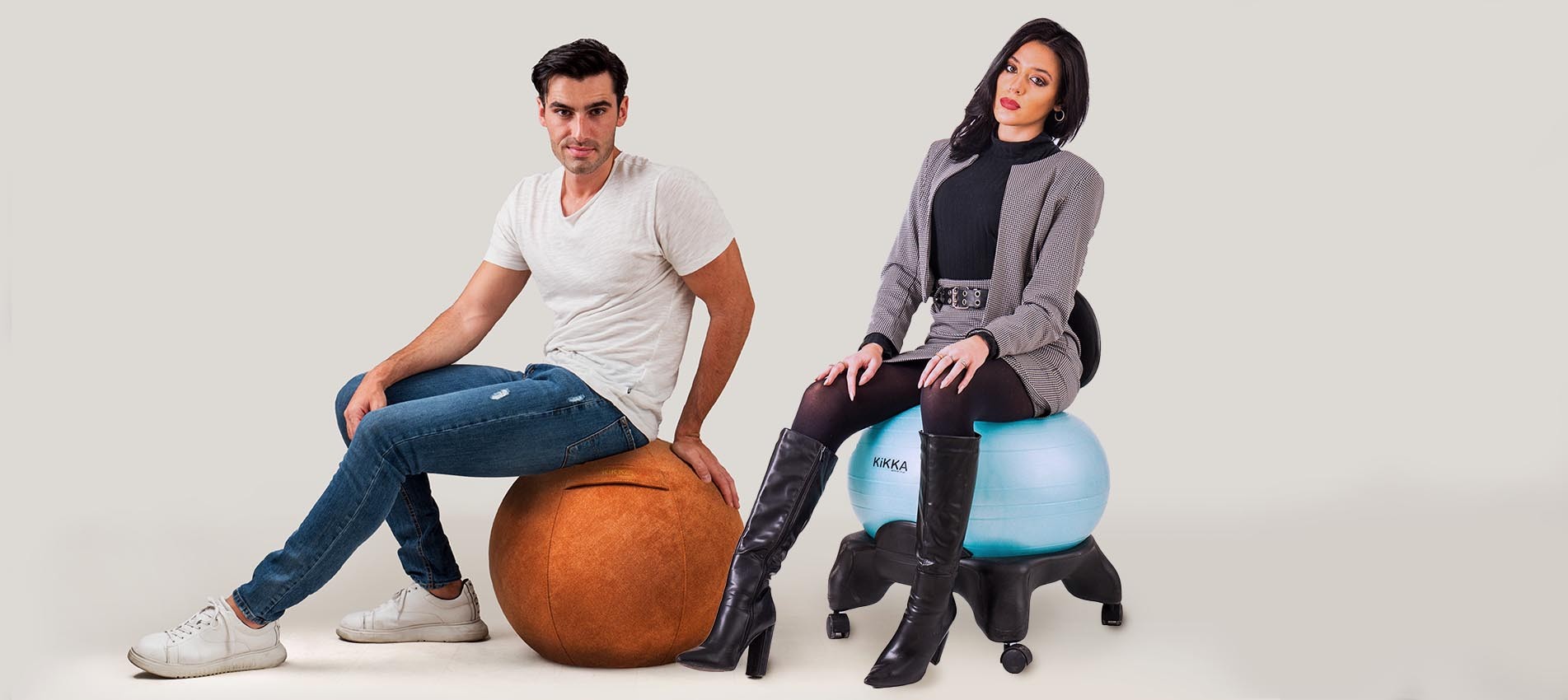 La sedia ergonomica col pallone gonfiabile e la palla rivestita di tessuto Kikka Living